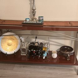 Elegant and sturdy console table for sale 🌿