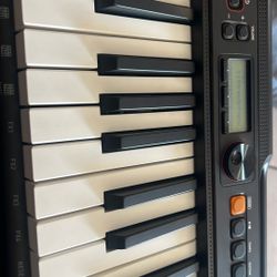 Piano Casiotone Cts200