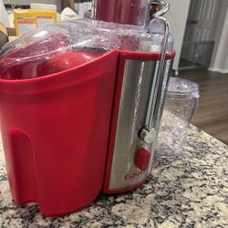 GNC Deluxe Juicer model