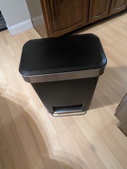 Garbage pail black and silver