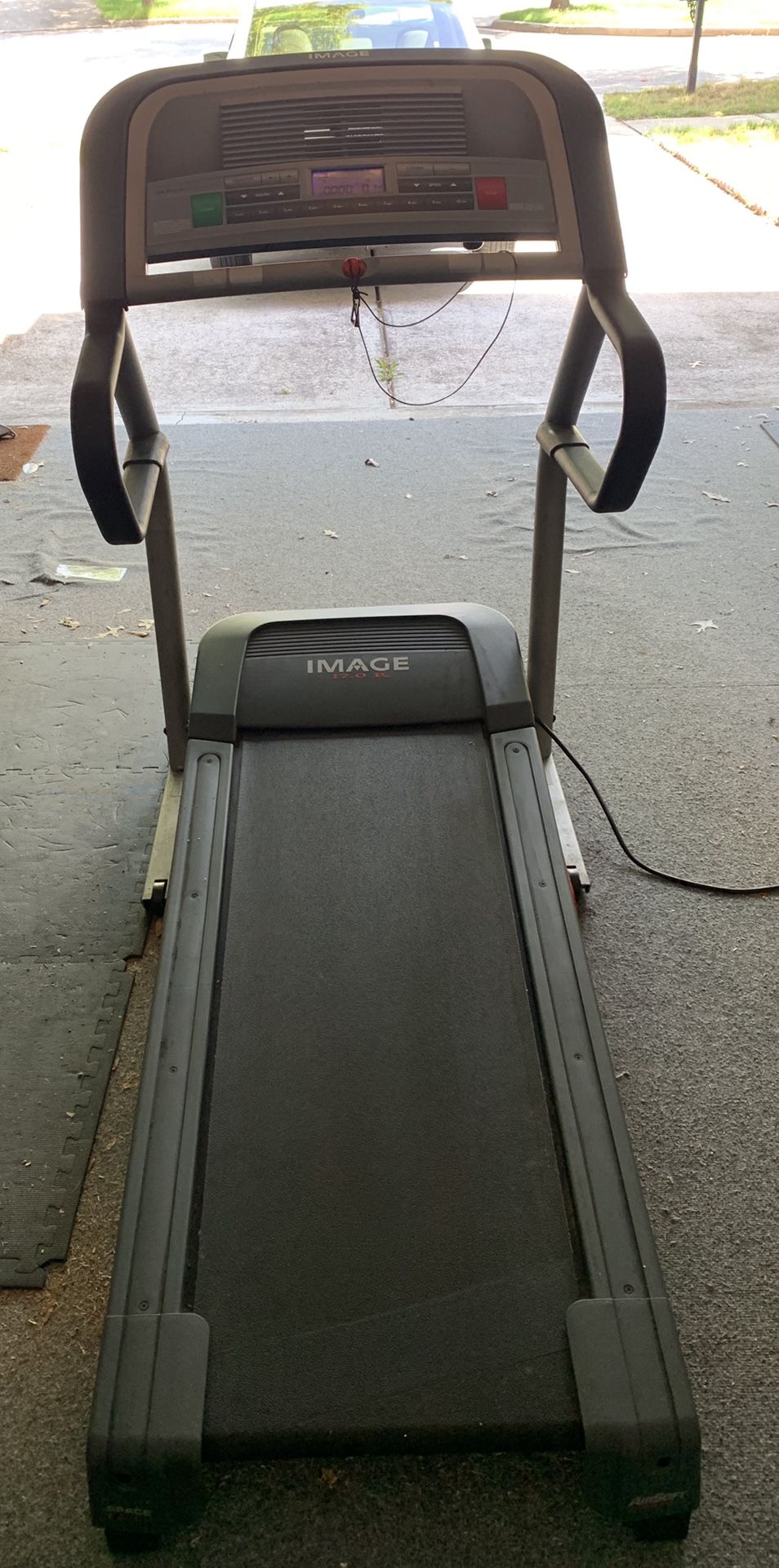 Image 17 0 R Treadmill For Sale In Snellville GA OfferUp image-17-0-r-treadmill-for-sale-in-snellville-ga-offerup