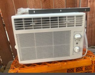 Window Air Conditioner