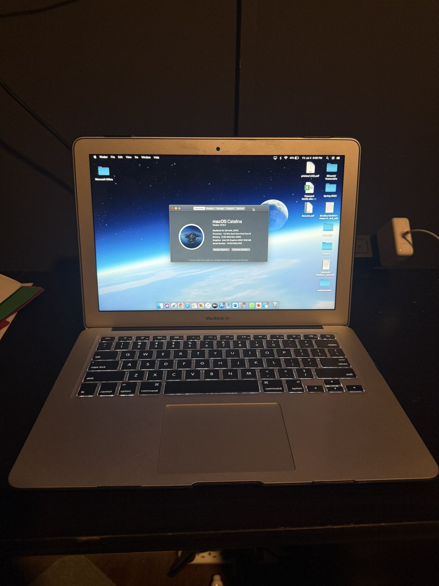 MacBook Air (13-inch)