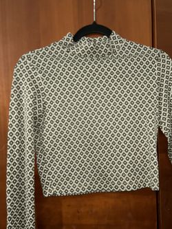 Cute Women’s Long Sleeve Tops Size M