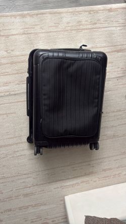 Rimowa Carry On