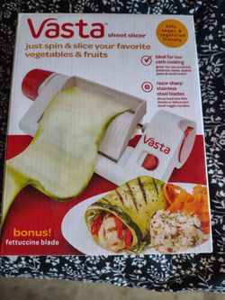 Fruit and vegetable slicer