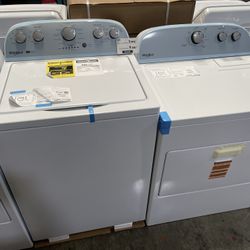 WHIRLPOOL TOP LOAD WASHER AND DRYER SET 