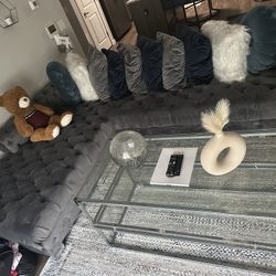 Sectional tufted Grey Couch