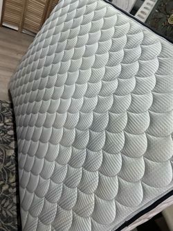 SERTA FULL SIZE MATRRESS