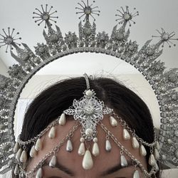 Beautiful Head Piece 