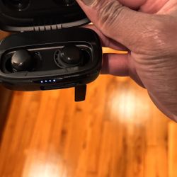 Bluetooth Tribut Ear Headphones