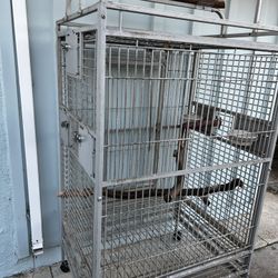 Large Cage For a Macaw 🦜 Or Large Parrots Great Shape $150 Price Is Firm