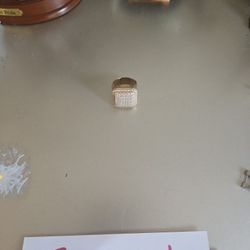 14 carat gold VS1 diamond ring 
