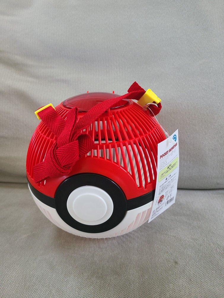 Pokemon Pokeball Bug Insect Cage With Strap