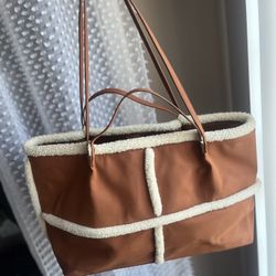 Universal Thread Bag 
