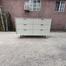 West Elm Quinn Dresser Chest Of Drawers Cabinet.