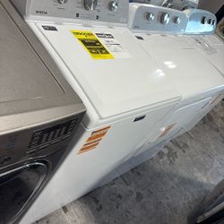 Maytag Washer And Dryer (electric)