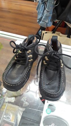 Timberland kids soft leather ankle boots. Used 1 time like new, size 6