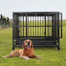 Metal Pet Kennal w/ wheels & food trays