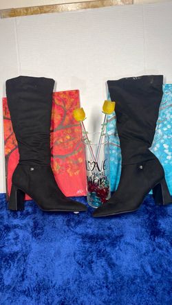 BANDOLINOBlack Knee-High Heeled Boots, women’s size 11M,( brand new) with a 3.5”block heel and 17” knee-high boots .