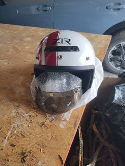 Z1R Red Striped White Helmet