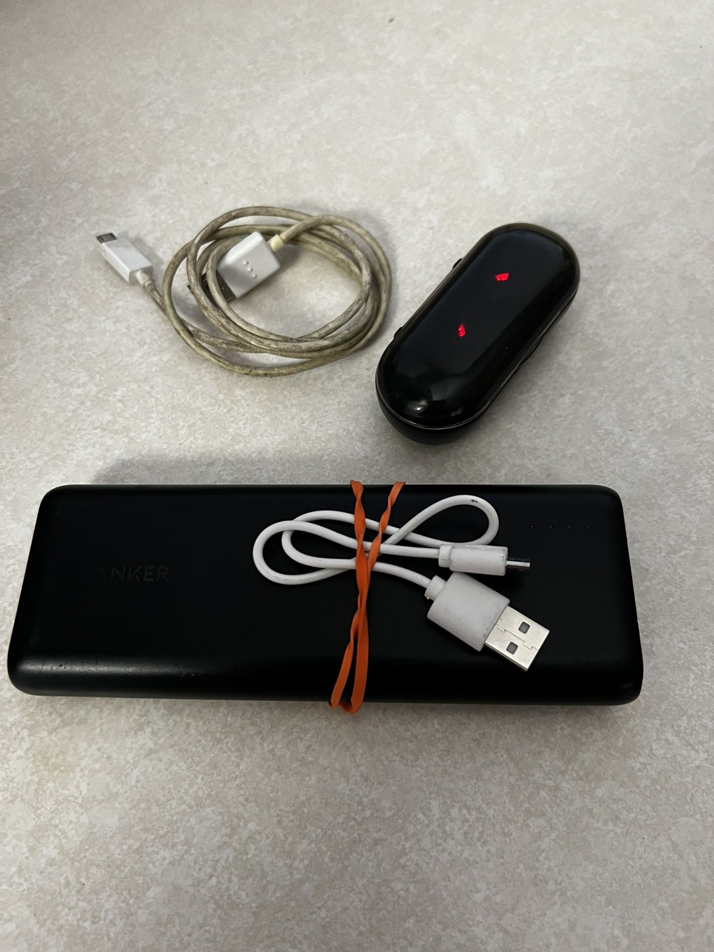 Bluetooth Earbuds And charger