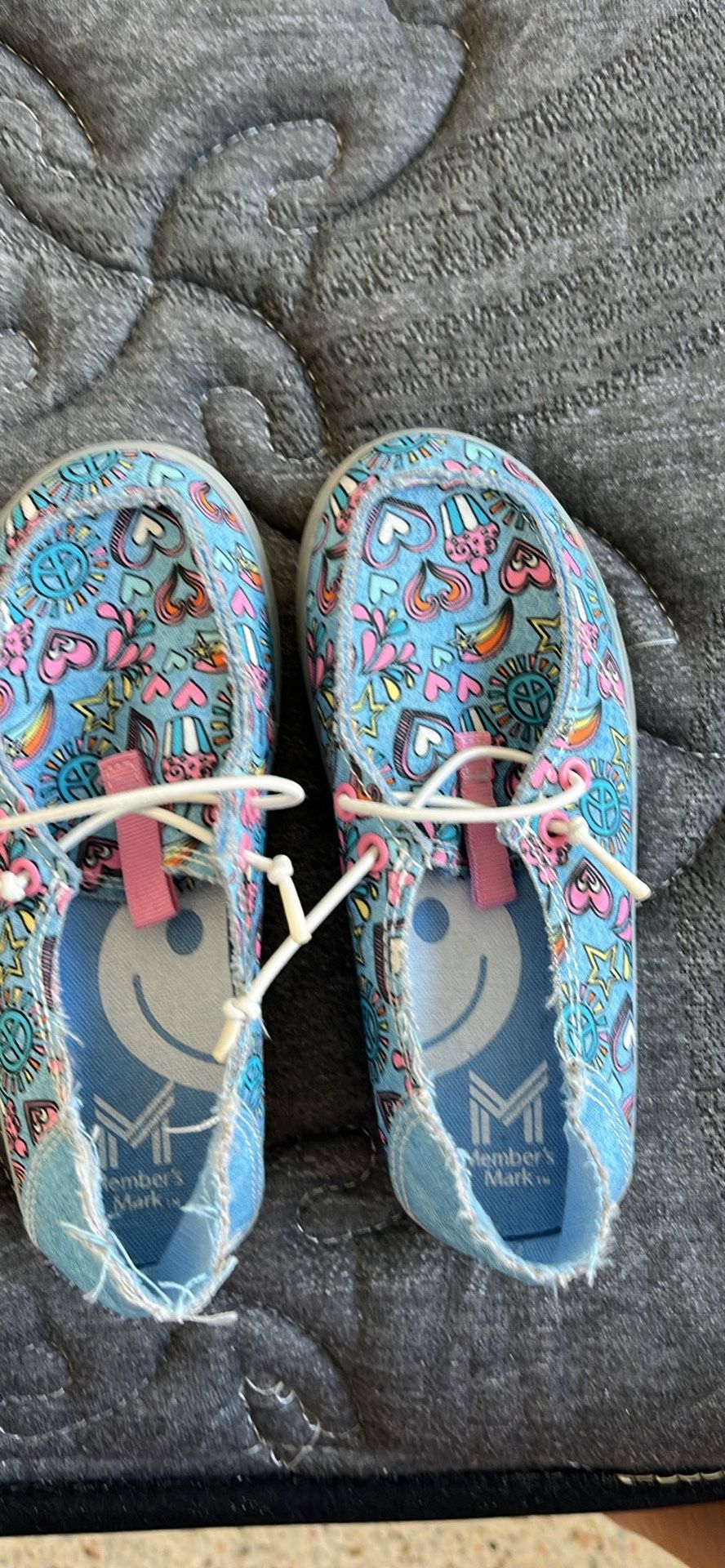 Light Shoe Girl Size 11