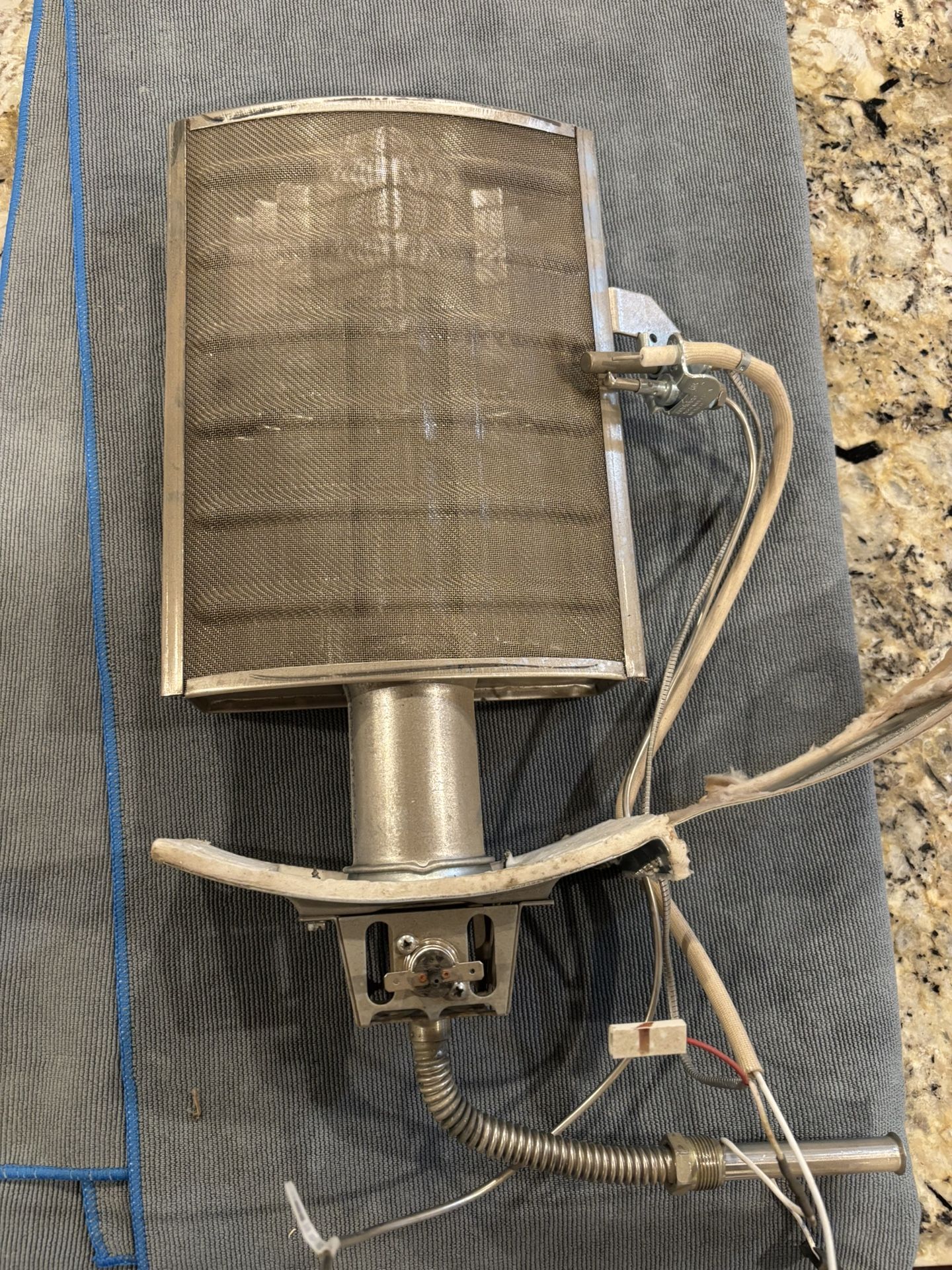 Bradford White Water Heater Burner/Pilot