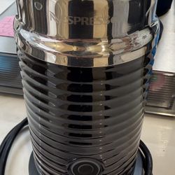 Nespresso Aeroccino 3 Milk Frother