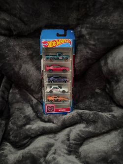 Hot Wheels Nissan 5-Pack – Skyline / Fairlady Z Collection – New Sealed