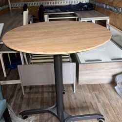 Tall Table With Wheels