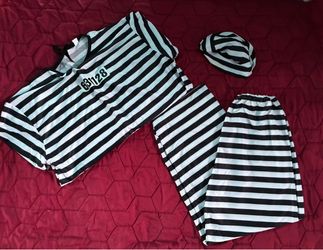 Prisoner costumes