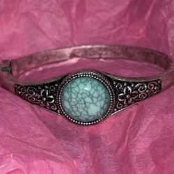 Vintage Silver Hinged Cuff with Turquoise Stone