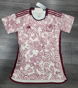 WOMEN'S MEXICO WORLD CUP SOCCER JERSEY