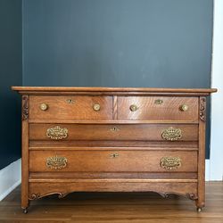 Antique dresser with mirror - solid wood - early 1900’s