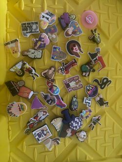Croc charms