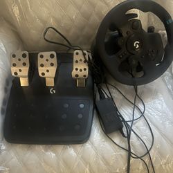 PS4 steering wheel