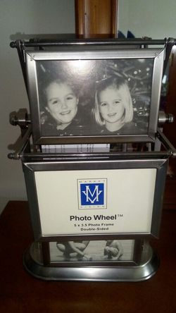 Photo wheels holds 12 of 5*3.5 photos