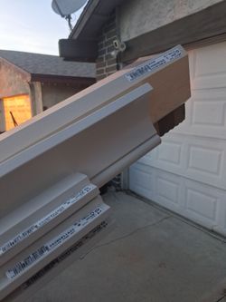 Cove molding