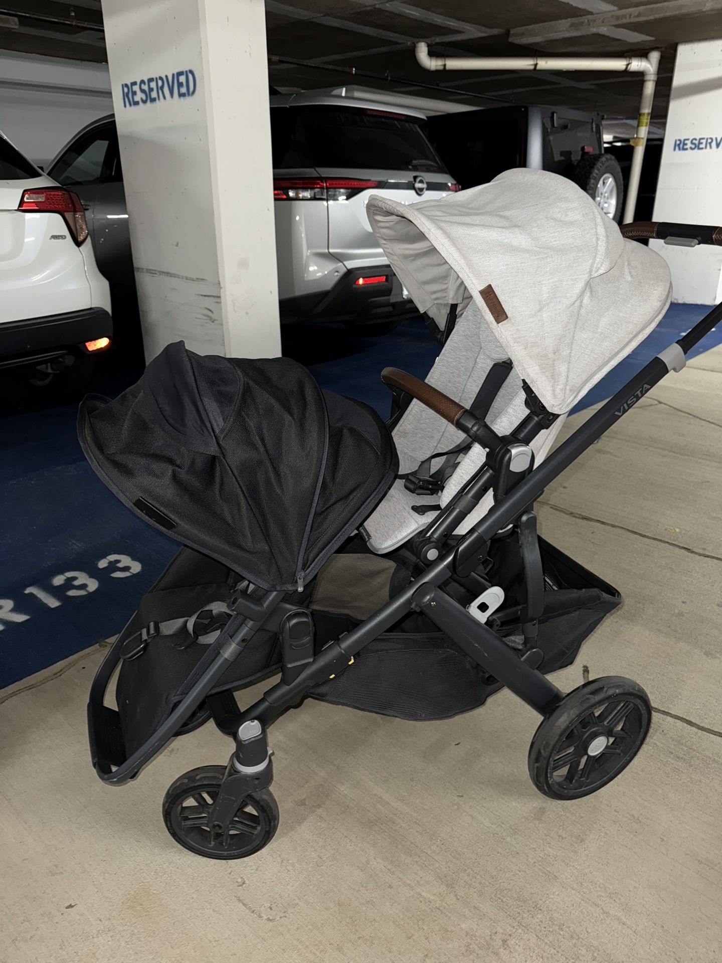 Uppababy Vista V2 (2023) and accessories 