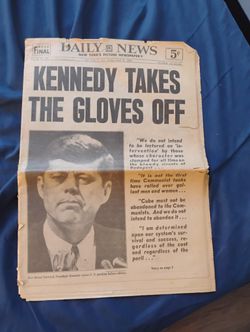 Daily News Paper April 21,1961 Five Cents Original.
