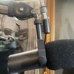 Shure SM7-b With Mic Pre