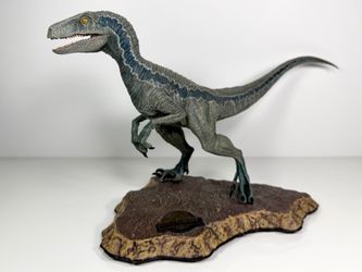 Prime 1 Studio Jurassic World Blue Raptor 1/10 Scale Polystone Dinosaur Statue