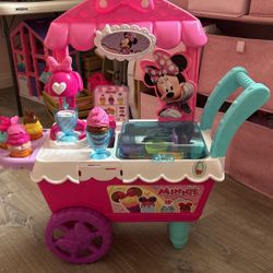 Minnie mouse Ice Cream Cart