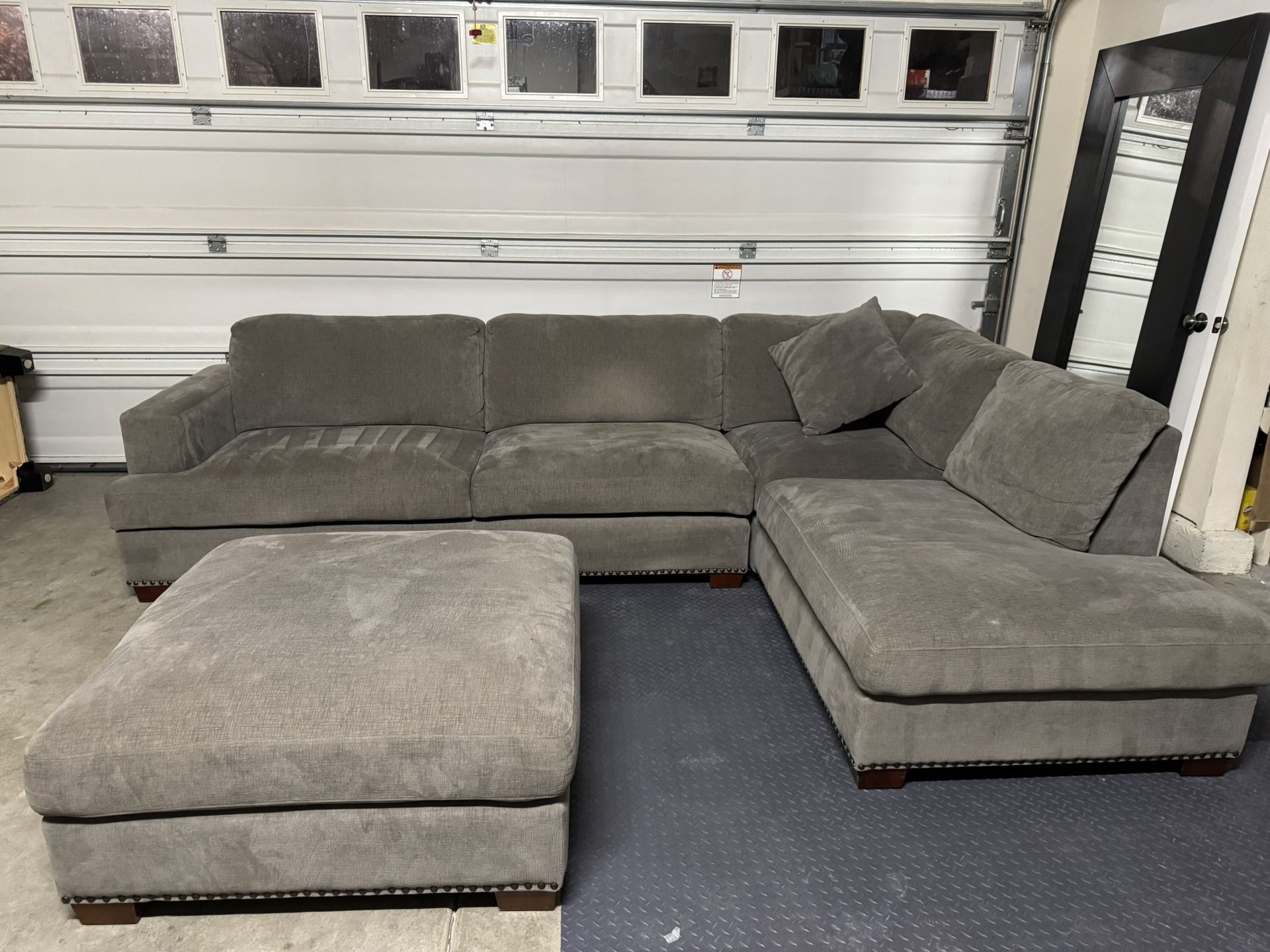 Free Delivery- Gray Costco Thomasville Artesia Sectional Couch W/ Ottoman Retails $1,500