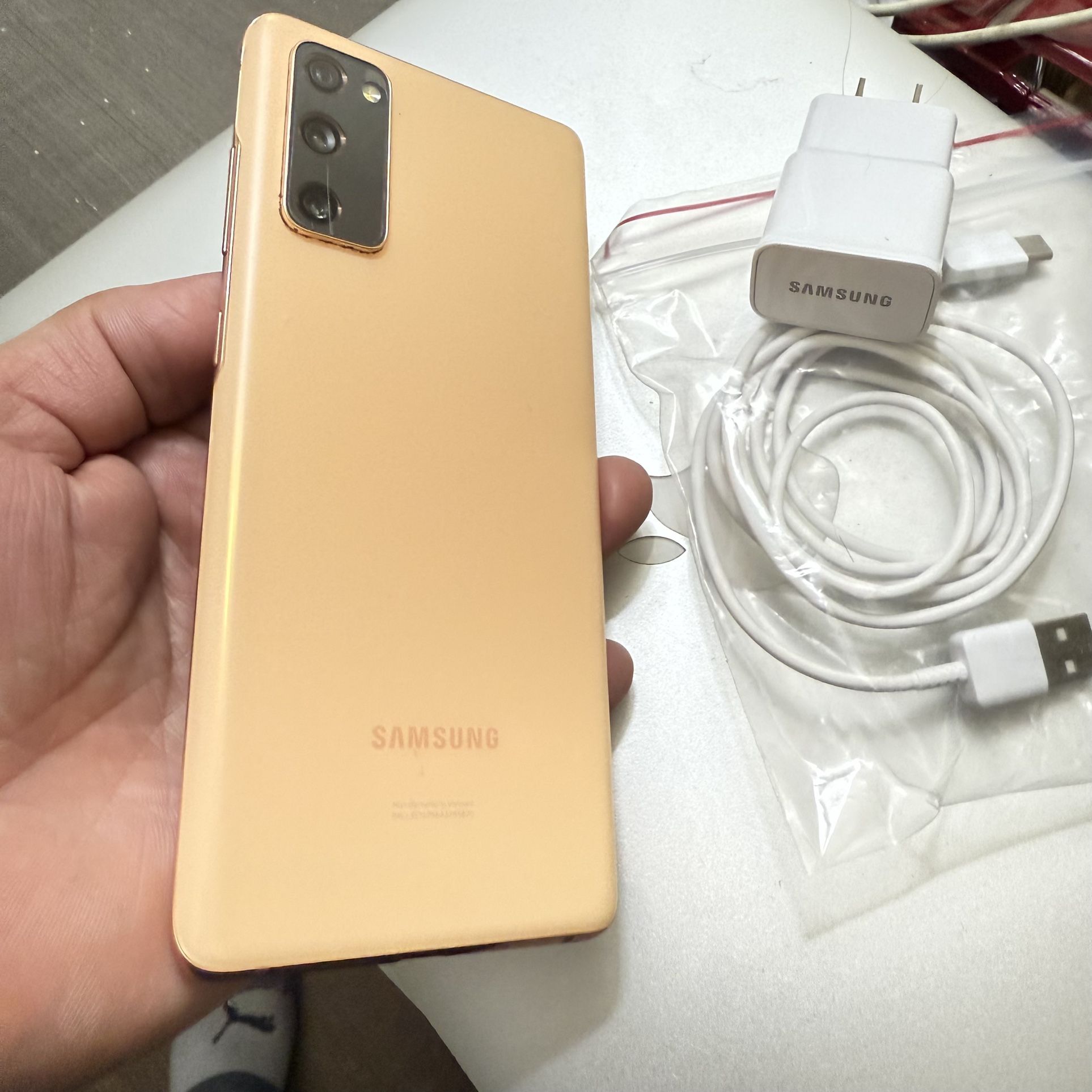 Samsung Galaxy S20 128GB Unlocked