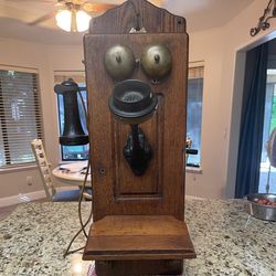 WESCO Antique Wall Mounted Hand Crank Telephone