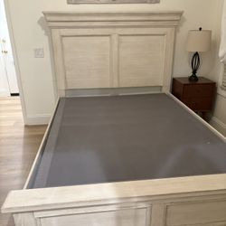 Queen Bed, Dresser and mirror 