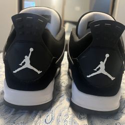 Jordan Four Retro White Thunder