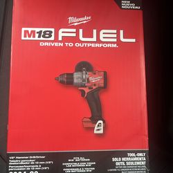 Milwaukee M18 Hammer Drill